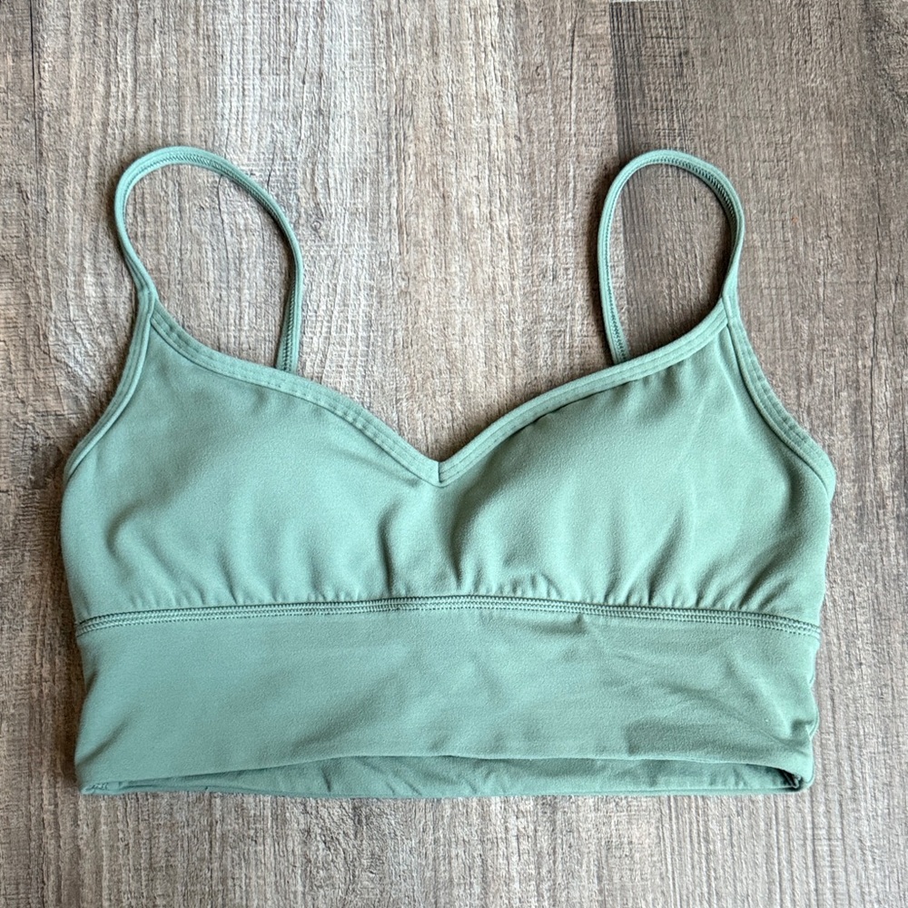 *Like New* Lululemon Athletica Sage Green Sports Bra